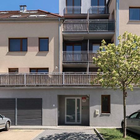 Apartament Apartsee U Jeziska Pilzno Zewnętrze zdjęcie